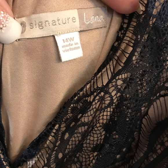 Signature Lana Empire Waist lace dress - Picture 4 of 6